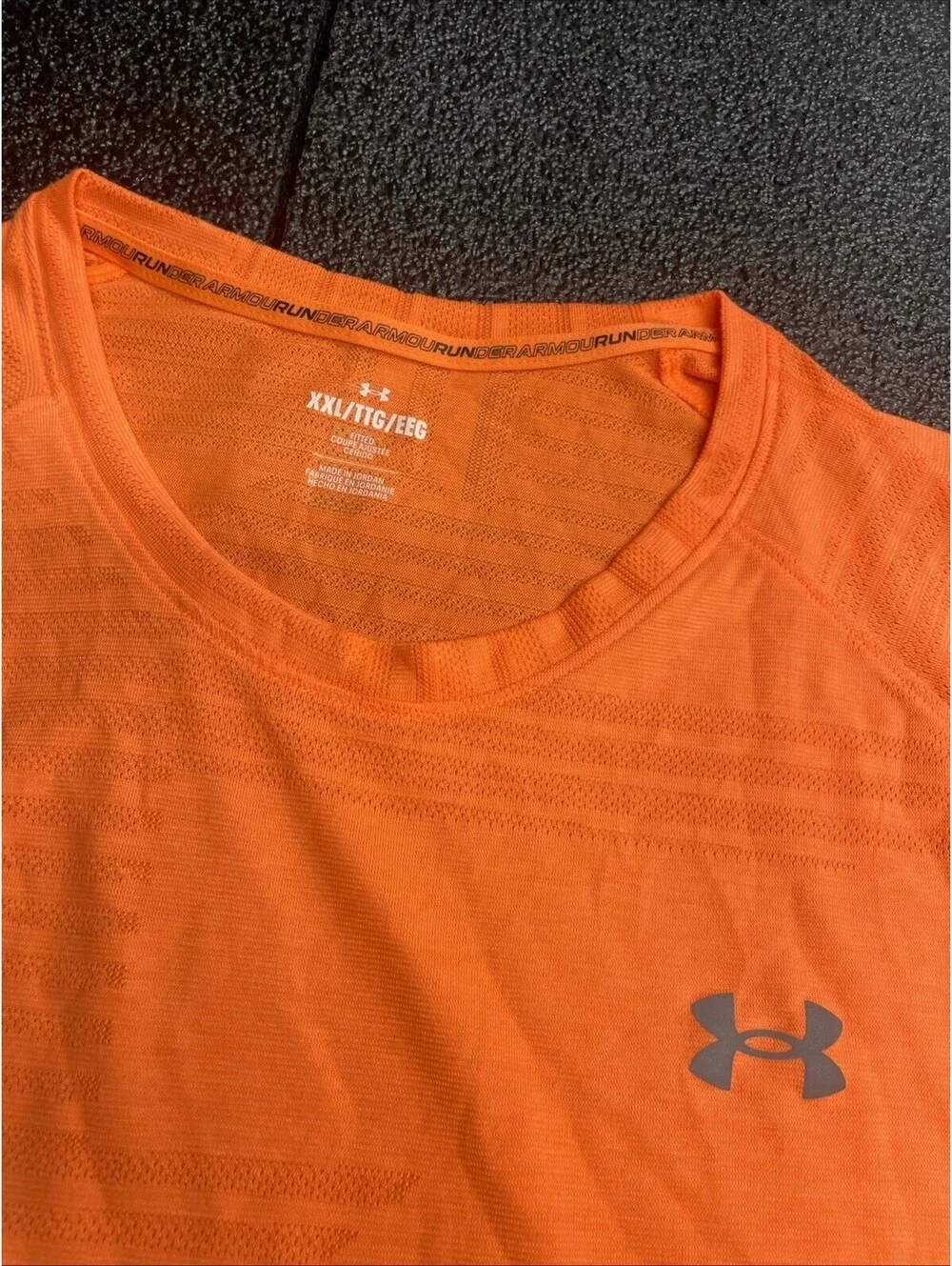 Under Armour Fitted Run Shirt Mens XXL Orange Performance Light Breathable Rare
